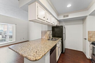 2800 Jeanetta St, Unit 1402 in Houston, TX - Building Photo - Building Photo