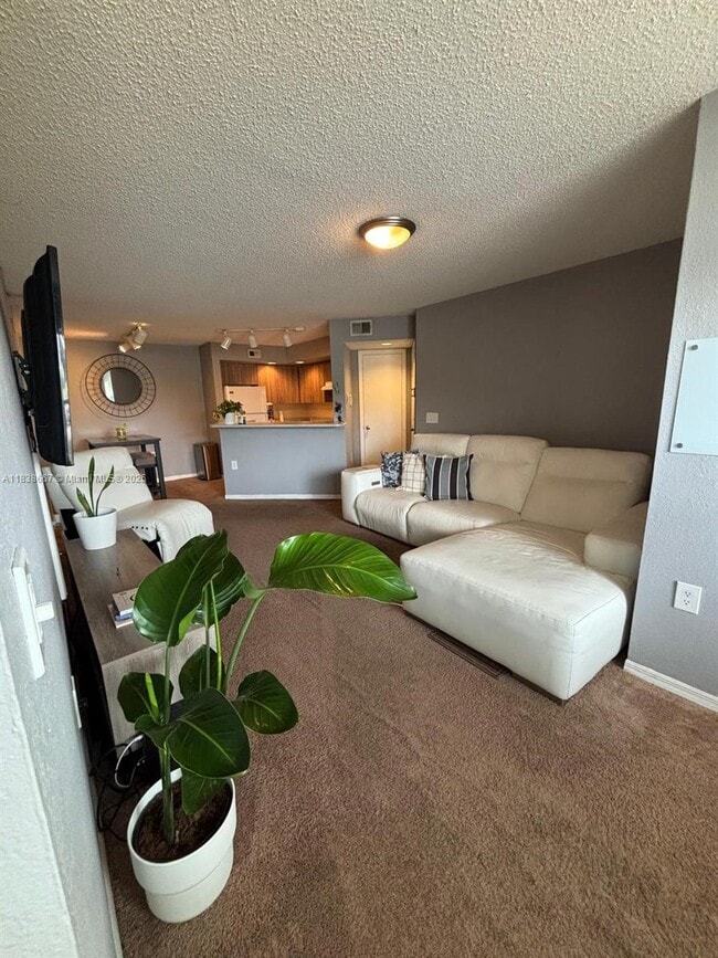 property at 12620 Vista Isles Dr