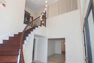 738 Plainwood Dr in Houston, TX - Building Photo - Building Photo
