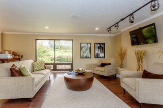 Club at Highland Park in Omaha, NE - Building Photo - Building Photo