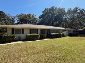 3105 Demetropolis Rd in Mobile, AL - Building Photo