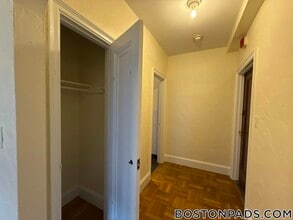 2 Elmwood Ave in Winchester, MA - Building Photo - Building Photo