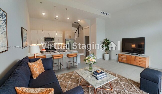 813 NW 45th Terrace in Plantation, FL - Building Photo - Building Photo