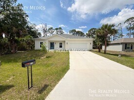 430 Wellwood St SW in Palm Bay, FL - Building Photo