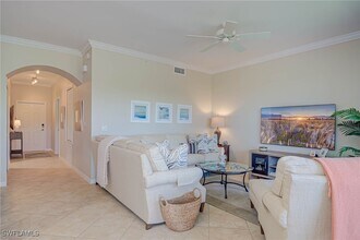 10345 Heritage Bay Blvd in Naples, FL - Foto de edificio - Building Photo
