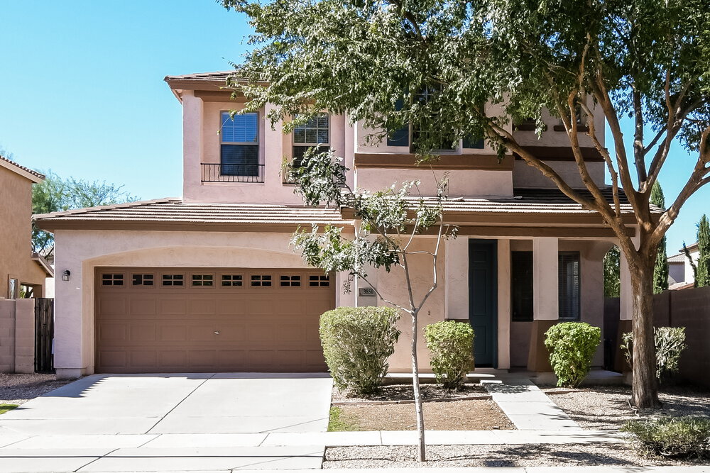 3850 S Dew Drop Ln in Gilbert, AZ - Building Photo