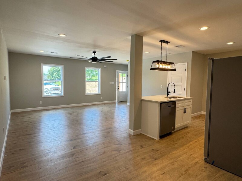 11 Meadow Dr in Somerset, KY - Building Photo
