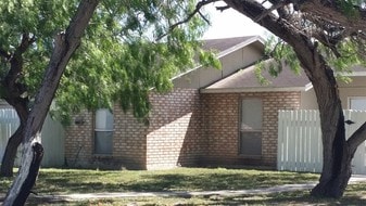 Chimney Rock in Harlingen, TX - Building Photo