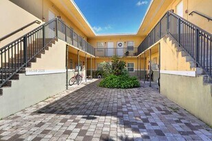 3615 Thomas Ave in Miami, FL - Building Photo