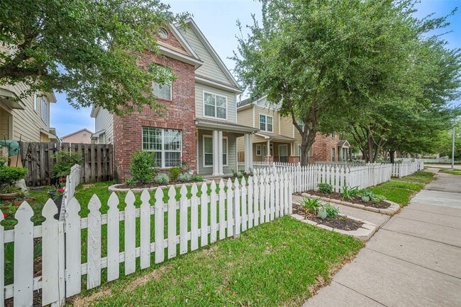 14443 Summer Garden Dr in Houston, TX - Building Photo - Building Photo