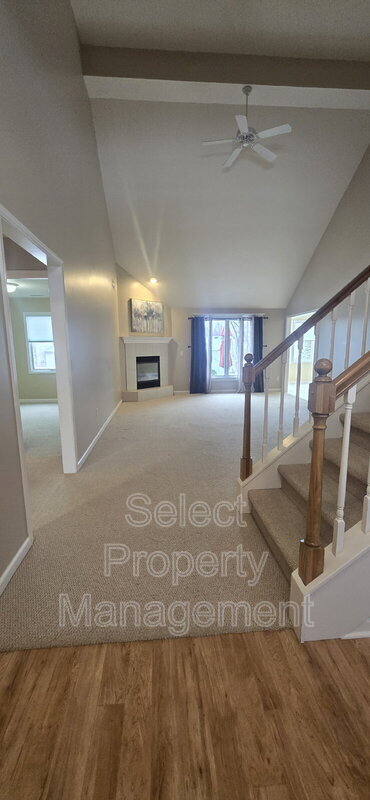 2515 Sugar Tree Dr in Fort Wayne, IN - Building Photo - Building Photo