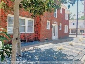 property at 2021 Kane St