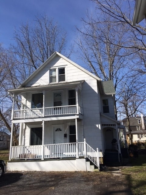 1 Franklin St in Auburn, NY - Building Photo