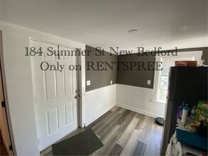 184 Summer St in New Bedford, MA - Building Photo - Building Photo
