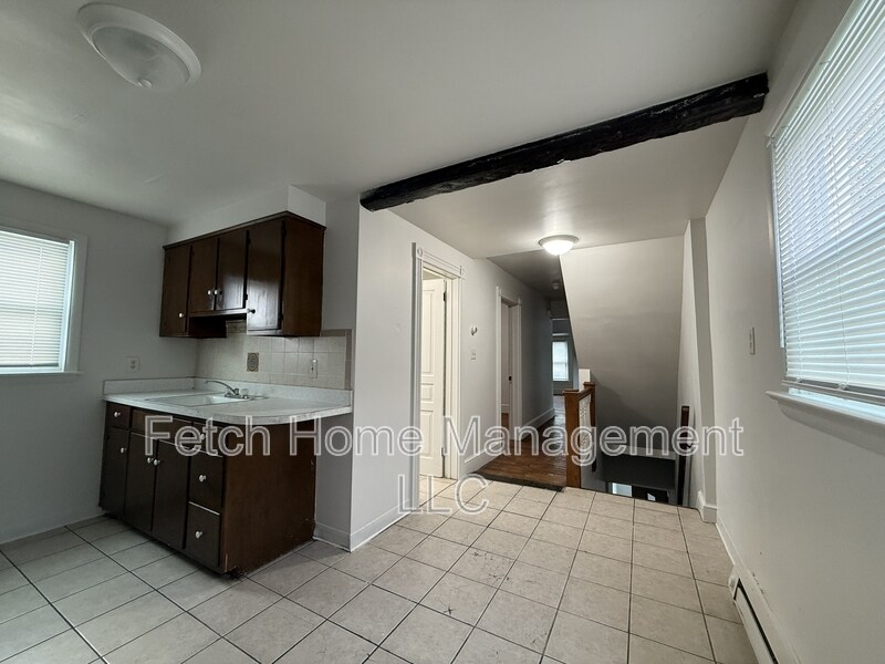 738 E King St in Lancaster, PA - Building Photo