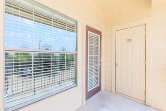 Rush Creek in Arlington, TX - Building Photo - Building Photo