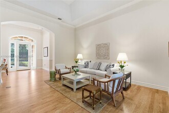 12012 SE Laurel Ln in Hobe Sound, FL - Building Photo - Building Photo