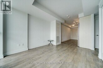 2550-2550 Simcoe St N in Oshawa, ON - Building Photo - Building Photo