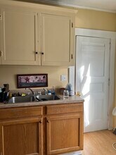 39 S Main St, Unit 2 in Concord, NH - Building Photo - Building Photo