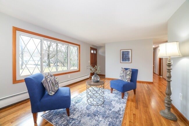 622 Shrewsbury St in Holden, MA - Building Photo - Building Photo