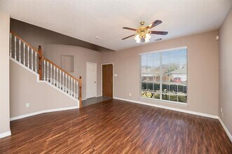 3225 Cornflower Dr in Plano, TX - Foto de edificio - Building Photo