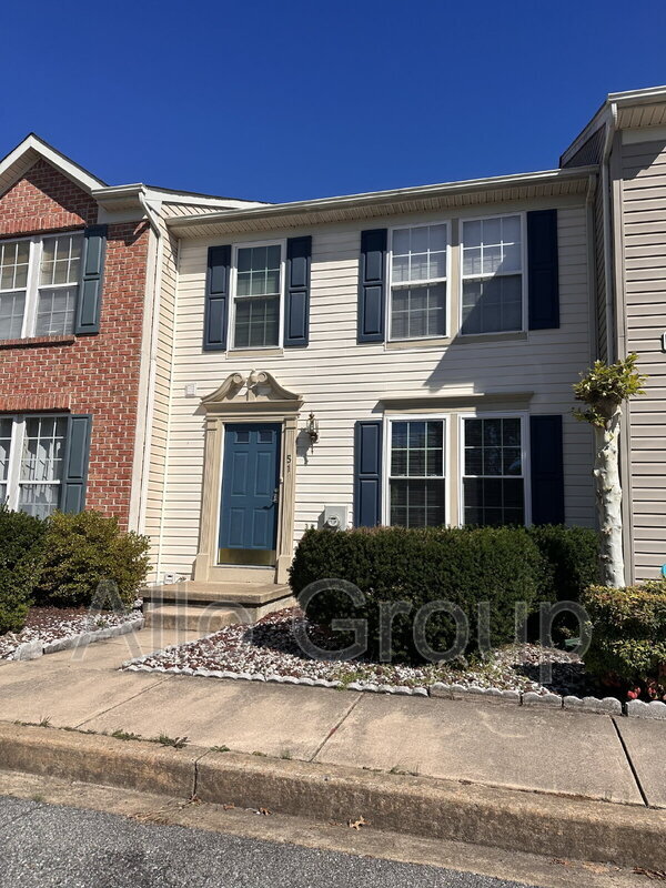 property at 51 N Bellwoode Dr