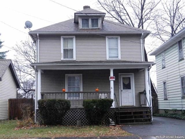 133 Foxhall Ave in Kingston, NY - Building Photo