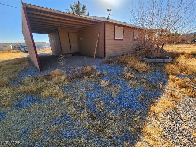 property at 2640 Tough Girl Rd