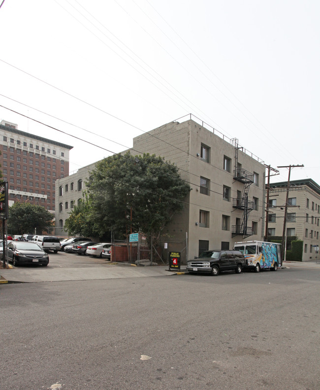 Witmer Apartments in Los Angeles, CA - Building Photo - Building Photo