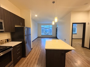 580 8th Ave NE in Issaquah, WA - Foto de edificio - Building Photo