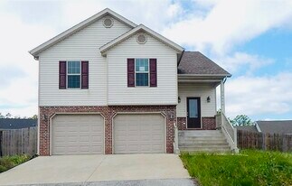 23650 Restore Rd in Waynesville, MO - Building Photo