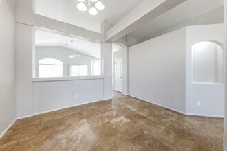 1024 E Tonopah Dr in Phoenix, AZ - Building Photo - Building Photo