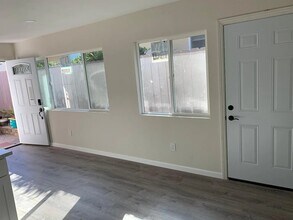 12134 Pastoral Rd in San Diego, CA - Building Photo - Building Photo