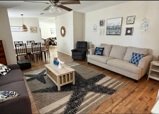 property at 945 Plantation Rd