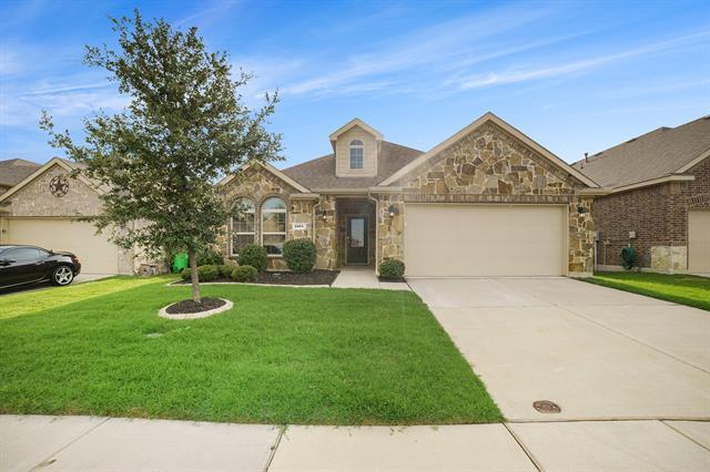 2104 Lake Pine Dr in Little Elm, TX - Building Photo - Building Photo
