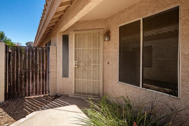 3041 E Wahalla Ln in Phoenix, AZ - Building Photo - Building Photo