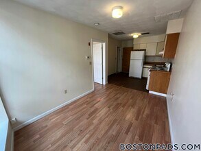 81 Essex St, Unit 57 in Boston, MA - Building Photo - Building Photo