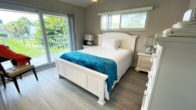 902 Palm Ave E, Unit 3 in Boca Raton, FL - Building Photo - Building Photo