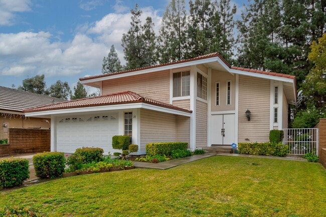 20 Comanche Cir in Pomona, CA - Building Photo - Building Photo