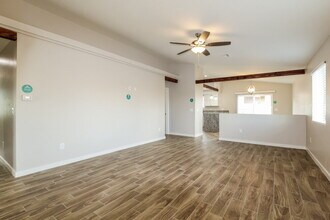 8902 W Monroe St in Peoria, AZ - Building Photo - Building Photo