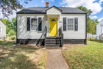 1804 St Claire Ln in Richmond, VA - Building Photo - Building Photo