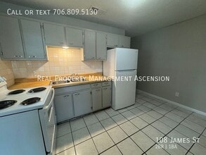 108 James St in Rossville, GA - Building Photo - Building Photo