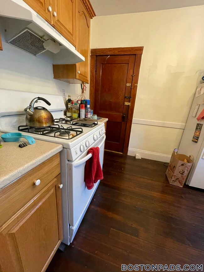 44 Fairbanks St in Boston, MA - Foto de edificio - Building Photo