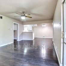 9914 Brockbank Dr in Dallas, TX - Building Photo - Building Photo