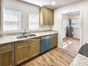 831 4th Terrace W in Birmingham, AL - Building Photo - Building Photo