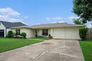 5924 Walraven Cir in Fort Worth, TX - Building Photo