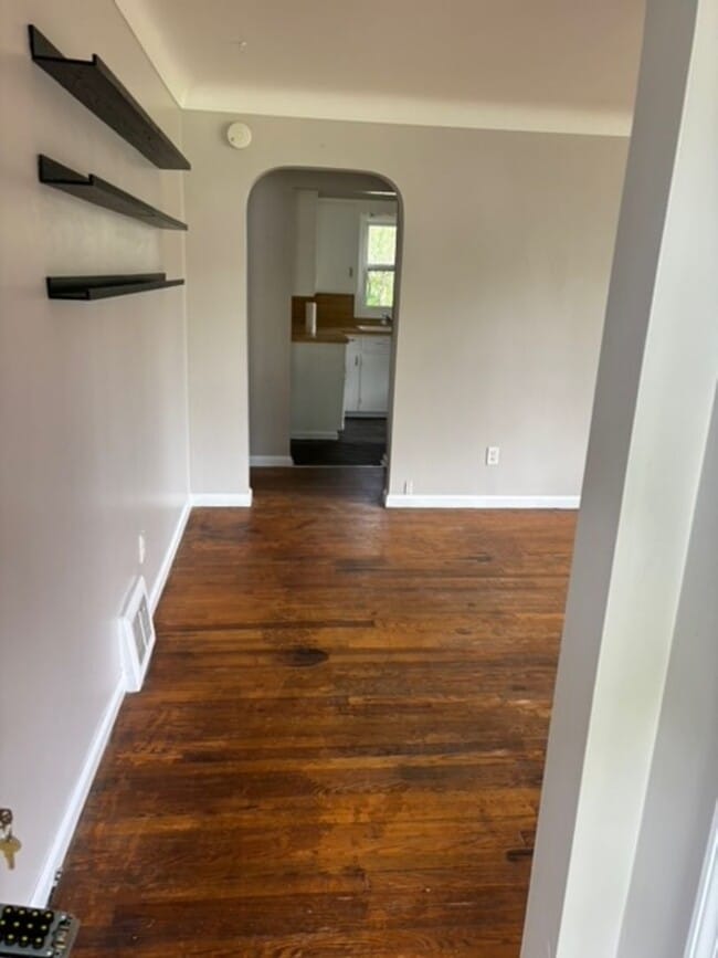 829 Marcia St SW in Wyoming, MI - Building Photo - Building Photo