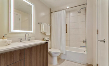 1745 N St NW, Unit 403 in Washington, DC - Foto de edificio - Building Photo
