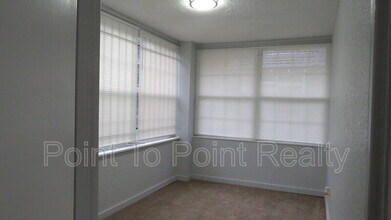 6590 Sunset Dr in Jacksonville, FL - Building Photo - Building Photo