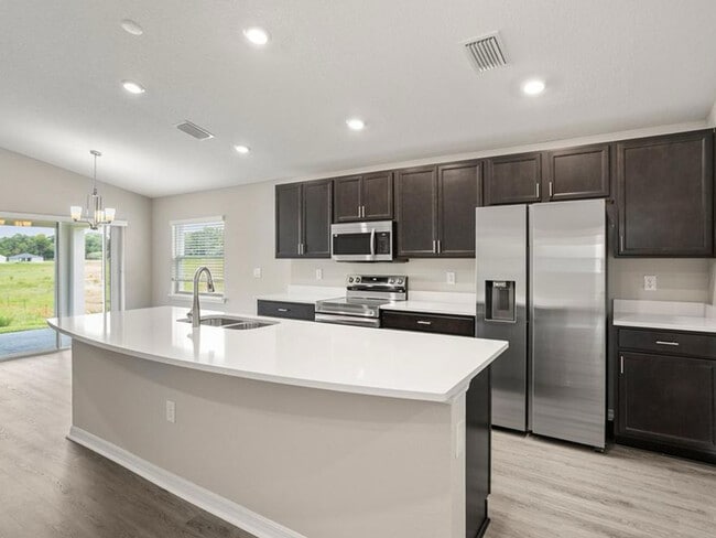 5401 SE 129th Ln in Belleview, FL - Building Photo - Building Photo